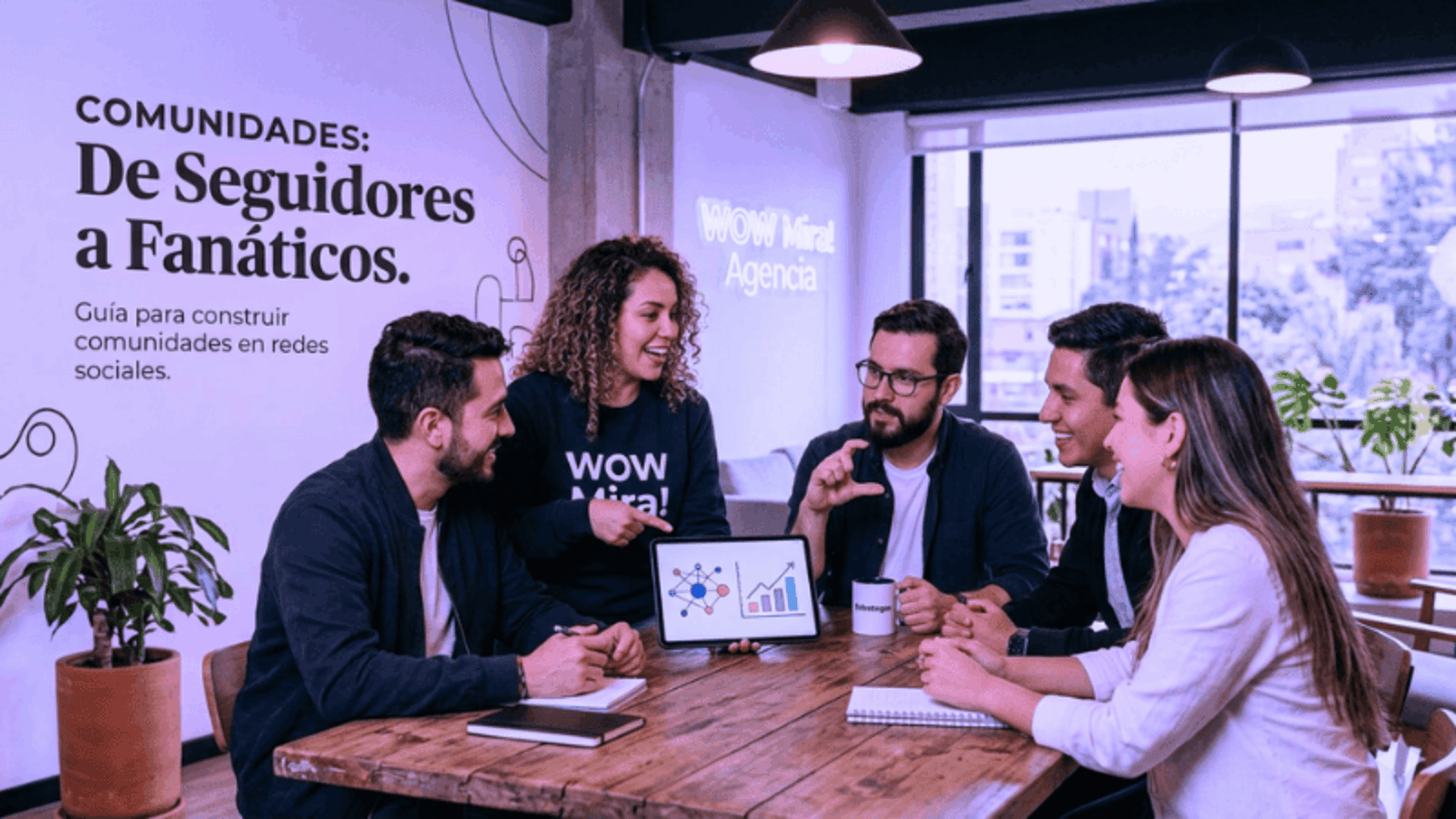 Imagen horizontal 16:9 que muestra un mapa visual de conexión comunitaria. En primer plano, perfiles destacados con iconos de fuego bajo el título "Fanáticos" y el logo de WOW Mira! Agencia, contrastando con una multitud de "Seguidores" al fondo. Ilustración conceptual para la nota 'De seguidores a fanáticos: Guía para construir comunidades en redes sociales'.